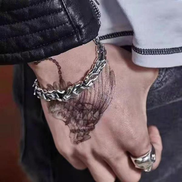 Powerful Design Bracelet Men Jewelry Plated Gold White Alloy Keel Bracelet Designer for Men Bangle Suitable for Men Pursuing Success Hip Hop Jewelry Gift
Powerful Design Bracelet Men Jewelry Plated Gold White Alloy Keel Bracelet Designer for Men Bangle Suitable for Men Pursuing Success Hip Hop Jewelry Gift