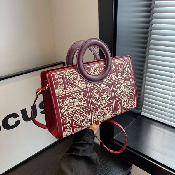 RED Designer bag Mini Nylon bag Women's lightweigh crossboy bag Color blocked splicing waterproof shoulder bag Casual sports Fashion commuting24, Color 2 
RED Designer bag Mini Nylon bag Women's lightweigh crossboy bag Color blocked splicing waterproof shoulder bag Casual sports Fashion commuting24, Color 2