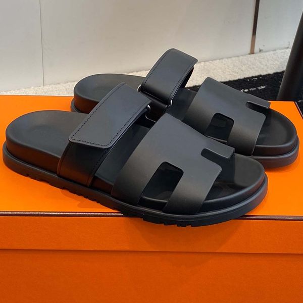 Designer Sandals O 'Blue Sandals Quality Slippers Luxury Outdoor leisure Resort Beach flats Leather slippers Season Classic Sandals Sizes 35-44, # 9
Designer Sandals O 'Blue Sandals Quality Slippers Luxury Outdoor leisure Resort Beach flats Leather slippers Season Classic Sandals Sizes 35-44, # 9
