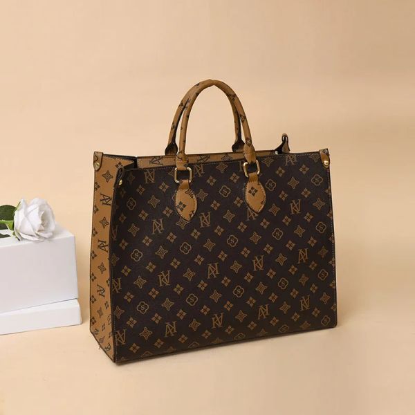 Designer Bag Free Shipping 2025 New Fashion Luxury High-end Texture Printed Tote Bag Handbag Bill of Lading Shoulder Bag for Womens, Color 3
Designer Bag Free Shipping 2025 New Fashion Luxury High-end Texture Printed Tote Bag Handbag Bill of Lading Shoulder Bag for Womens, Color 3
