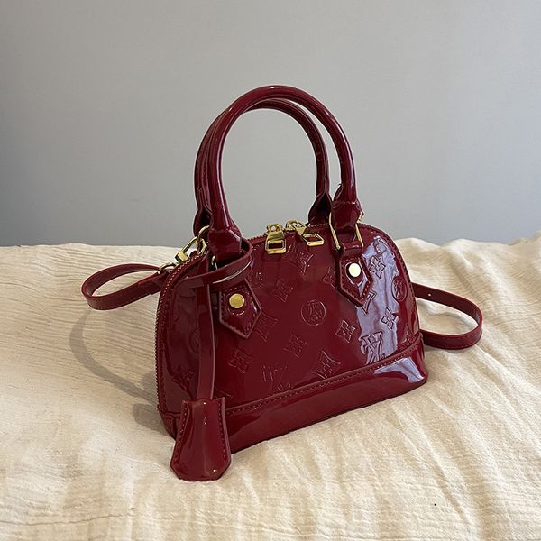 WKwk 2026 designer Shoulder Bags for womans Shell ladies flap lady fashion causal handbag women crossbody Underarm messenger bag H260318