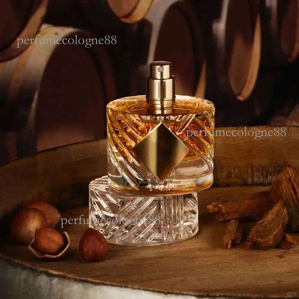 perfume 50ml Perfume Men Woman Eau De Parfum Angels Share Love dont be Shy Fragrance 1.7oz Long Lasting Smell EDP Spray Cologne Body Mist Top Quality Fast
perfume 50ml Perfume Men Woman Eau De Parfum Angels Share Love dont be Shy Fragrance 1.7oz Long Lasting Smell EDP Spray Cologne Body Mist Top Quality Fast