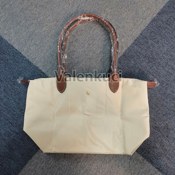 Designer Long Mini Bags for Women Luxury Handbags Women Messenger Shoulder Bags E300-13, Beige
Designer Long Mini Bags for Women Luxury Handbags Women Messenger Shoulder Bags E300-13, Beige