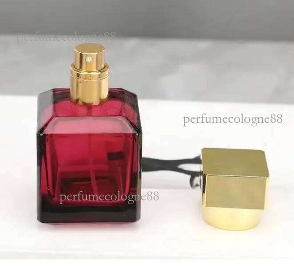 perfume Extrait Eau De Parfum Fragrance Man 70ml 200ml Women Perfume Paris Brand Cologne Spray Unisex Long Lasting Smell Scent Perfumes Mist High Quality Fast
perfume Extrait Eau De Parfum Fragrance Man 70ml 200ml Women Perfume Paris Brand Cologne Spray Unisex Long Lasting Smell Scent Perfumes Mist High Quality Fast
