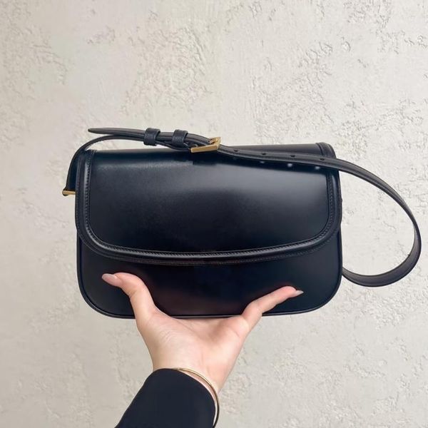 Fashion Flap Undera…