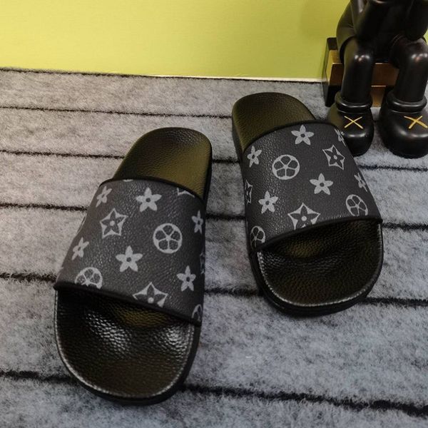 Hot selling free shipping designer new slippers for men, presbyopia beach sandals for women, outdoor sizes 36-45,brown, Color3
Hot selling free shipping designer new slippers for men, presbyopia beach sandals for women, outdoor sizes 36-45,brown, Color3