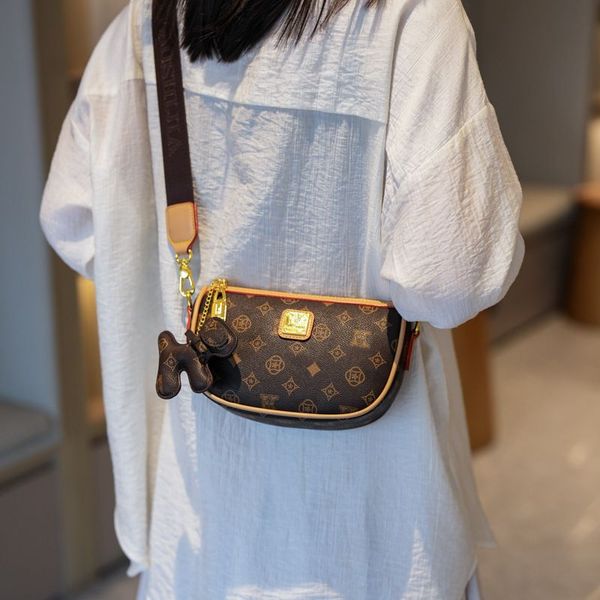 Bag female fashion printed dumpling new retro temperament simple everything single shoulder crossbody bag 2025s hot000, Brown
Bag female fashion printed dumpling new retro temperament simple everything single shoulder crossbody bag 2025s hot000, Brown