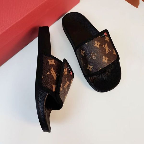 Summer free shipping new designer men's flat slippers, retro printed fashionable outdoor beach slippers 56125615, Color1
Summer free shipping new designer men's flat slippers, retro printed fashionable outdoor beach slippers 56125615, Color1