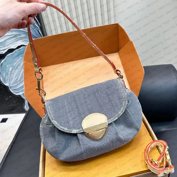 Denim bag Blue designer bag Shoulder Bags jean bag denim crossbody bag handle bag shopping bag cluth bag Drawstring High quality bag, #9
Denim bag Blue designer bag Shoulder Bags jean bag denim crossbody bag handle bag shopping bag cluth bag Drawstring High quality bag, #9