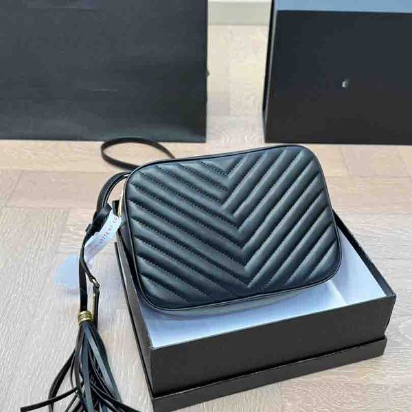 High Quality Striped Bag Men's and Women's Crossbody Shoulder Bag Designer Tassel Camera Bag Classic Hundred Underarm Bag Striped Bag Purse, Color 3
High Quality Striped Bag Men's and Women's Crossbody Shoulder Bag Designer Tassel Camera Bag Classic Hundred Underarm Bag Striped Bag Purse, Color 3