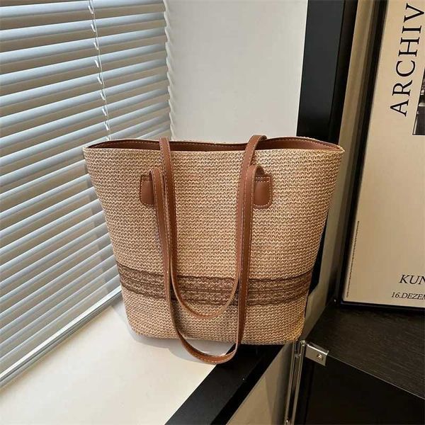 Lace woven straw bag Large capacity simple shoulder bag Seaside beach commuter Y250605, Khaki.
Lace woven straw bag Large capacity simple shoulder bag Seaside beach commuter Y250605, Khaki.