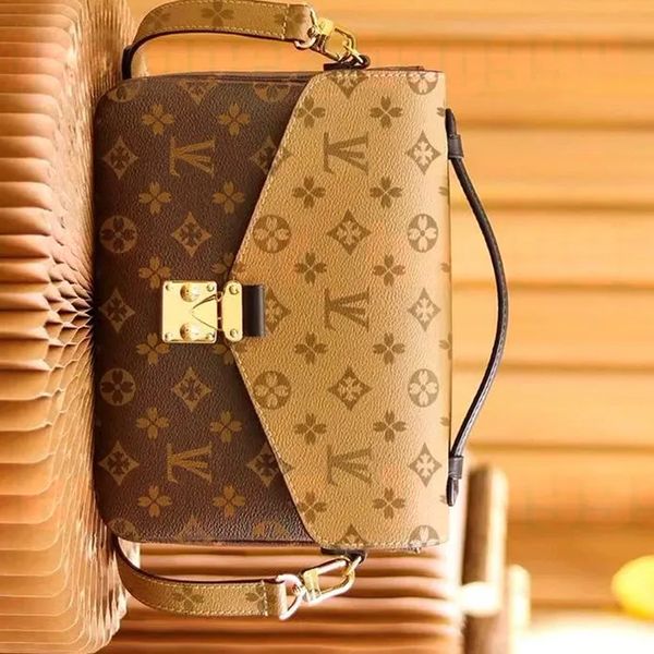 High Quality Luxury Designer Bags Mini purse Wallet Handbag Crossbody Purses Designer bag for Womens Shoulder Bags Woman Luxurys handbags fashion Dhgate Bags 001, #17
High Quality Luxury Designer Bags Mini purse Wallet Handbag Crossbody Purses Designer bag for Womens Shoulder Bags Woman Luxurys handbags fashion Dhgate Bags 001, #17