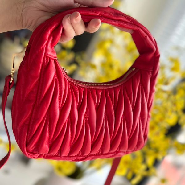 Designer Bag Handbag High Quality Luxury Purses Clutch Bag Luxury Purse Sheepskin Genuine Leather ZipperHobo Bag Luxury Handbags Shoulder Bags Designers Woman, Pink
Designer Bag Handbag High Quality Luxury Purses Clutch Bag Luxury Purse Sheepskin Genuine Leather ZipperHobo Bag Luxury Handbags Shoulder Bags Designers Woman, Pink