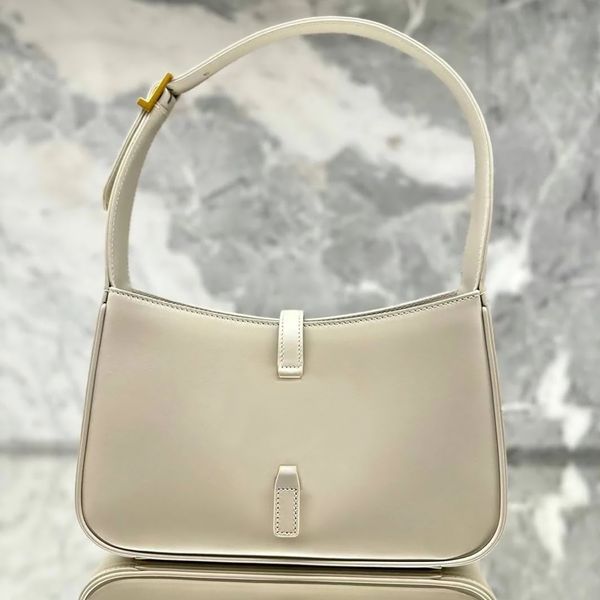 Designer Le5A7 Hobo…