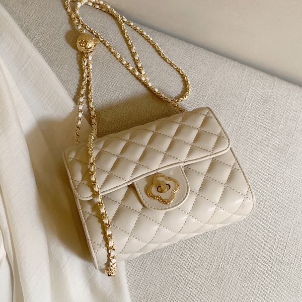 High quality messenger bag small bag women's summer diamond versatile chain shoulder chain bag, White
High quality messenger bag small bag women's summer diamond versatile chain shoulder chain bag, White