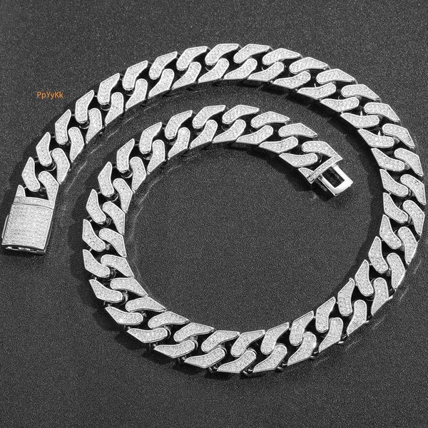 Hip Hop 16mm Geometric Cuban Chain Men's Iced Out Top Grade Moissanite Accessory Pass the diamond tester
Hip Hop 16mm Geometric Cuban Chain Men's Iced Out Top Grade Moissanite Accessory Pass the diamond tester