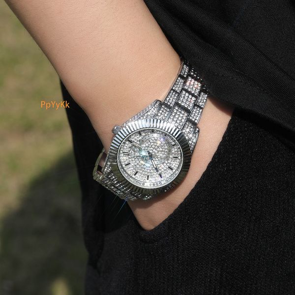 Luxury Jewelry VVS Moissanite High Quality New Round Big Dial Designer Mechanical Watch Luxury Minimalist Fashion Diamond Men Pass the diamond tester, Gold1
Luxury Jewelry VVS Moissanite High Quality New Round Big Dial Designer Mechanical Watch Luxury Minimalist Fashion Diamond Men Pass the diamond tester, Gold1