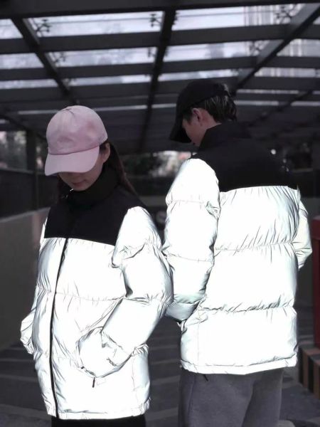 Mens Stylist Coat Parka Winter Puffer Jacket with hood Men Women Overcoat Puffy Jacket Down Womens Outerwear Hip Hop Sport Streetwear, P3
Mens Stylist Coat Parka Winter Puffer Jacket with hood Men Women Overcoat Puffy Jacket Down Womens Outerwear Hip Hop Sport Streetwear, P3