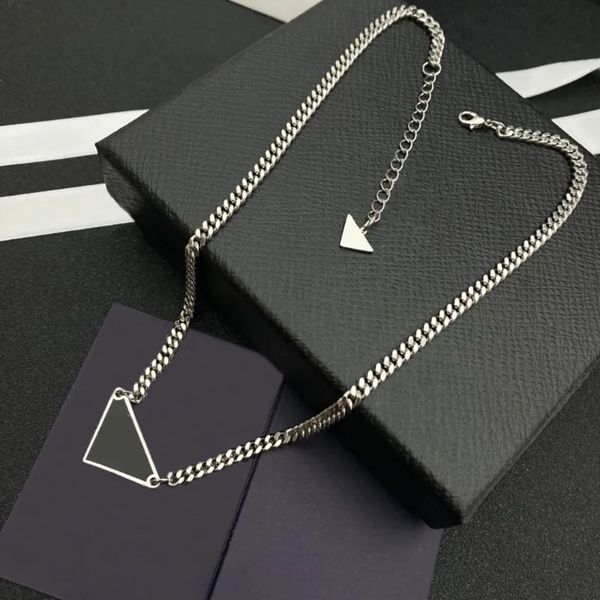 Designer Necklace Brand Luxury Women Classic Pendant Wedding Party Choker Chain Jewelry Wholesale Gift with Box
Designer Necklace Brand Luxury Women Classic Pendant Wedding Party Choker Chain Jewelry Wholesale Gift with Box