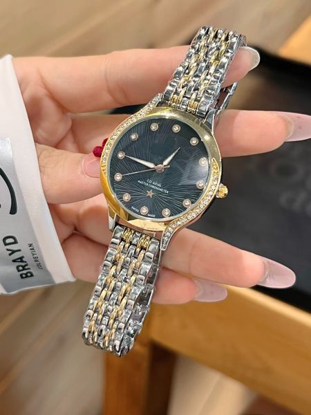 Fashionable And Pre… - image