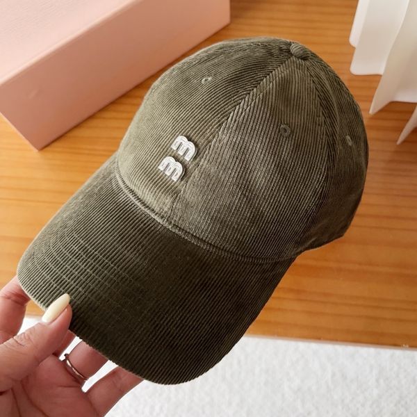 Green Cap Velvet Em…