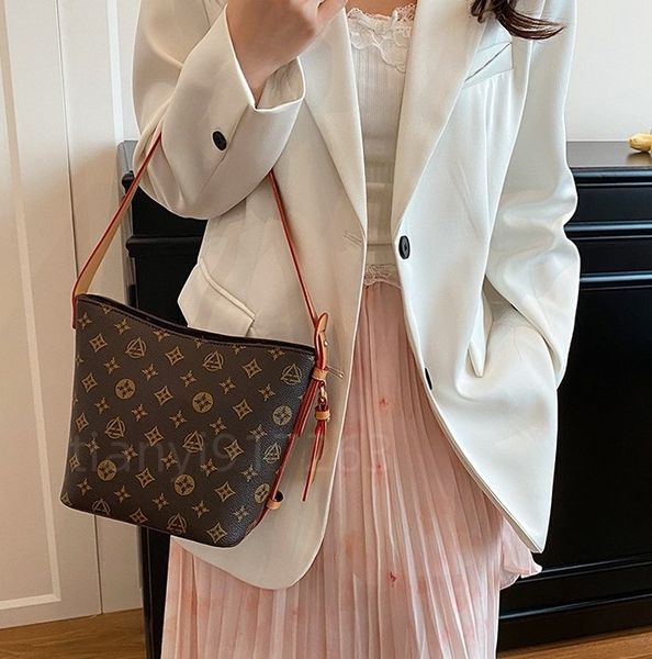 Luxury Bags 2025 De…