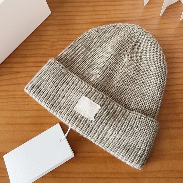 Black Beanie Design…