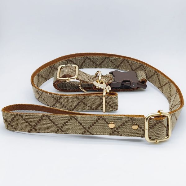 High quality Dog Collar Leash Set Classic Presbya Letters Pattern Leashes PU Leather Fashion Casual Adjustable Dogs Cats Neck Strap Cute Pet Collar, Color#1
High quality Dog Collar Leash Set Classic Presbya Letters Pattern Leashes PU Leather Fashion Casual Adjustable Dogs Cats Neck Strap Cute Pet Collar, Color#1