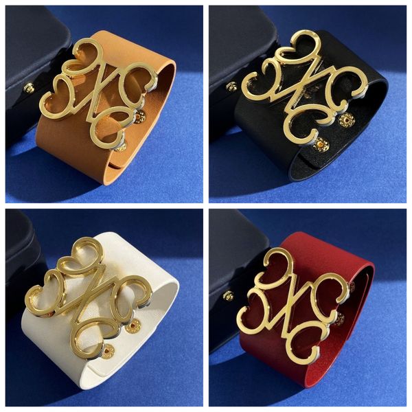 Wide Leather Bracelet Classic 18K Gold-plated Leather Bracelet Designer Style Fashionable Hip-hop Style Wide Bracelet Couple Jewelry Christmas Gift
Wide Leather Bracelet Classic 18K Gold-plated Leather Bracelet Designer Style Fashionable Hip-hop Style Wide Bracelet Couple Jewelry Christmas Gift