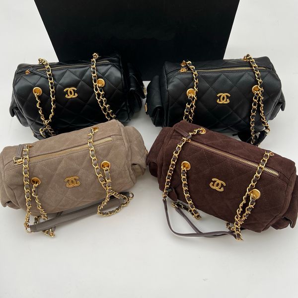 New Fall and Winter Styles bowling bag suede Luxury Designer Hobo Bags 25k Golden Hardware Shoulder Bag Zipper Closure Handbag Fashion Women Casual Shopping01, Red
New Fall and Winter Styles bowling bag suede Luxury Designer Hobo Bags 25k Golden Hardware Shoulder Bag Zipper Closure Handbag Fashion Women Casual Shopping01, Red