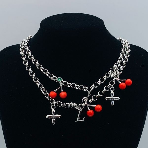 Designer Pendant Necklace Sweater Chain Classic Brand Luxury Men's and Women's Jewelry Necklace Letter Design High Quality Holiday Gift
Designer Pendant Necklace Sweater Chain Classic Brand Luxury Men's and Women's Jewelry Necklace Letter Design High Quality Holiday Gift