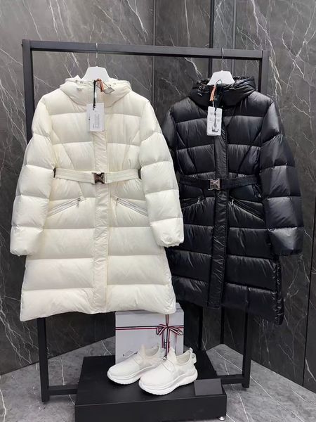 womens pufferjacket winter jacket bellevue long designer jacket brand embroidered badge puffer winter keep warm belted womens monclcecr jacket NFC asian size 1-4, Color2
womens pufferjacket winter jacket bellevue long designer jacket brand embroidered badge puffer winter keep warm belted womens monclcecr jacket NFC asian size 1-4, Color2