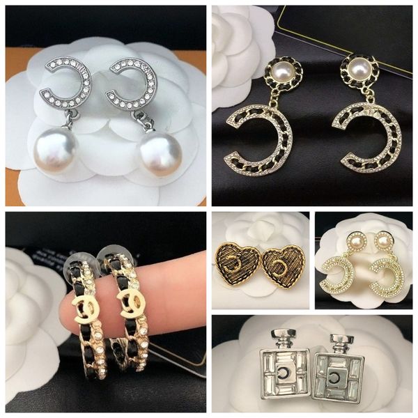 Designer Earrings Luxury Earrings for Woman Designer Letter Studs Geometric Women's Round Diamond Crystal Pearl Earrings 925 Silver Earrings Fashion Jewelry
Designer Earrings Luxury Earrings for Woman Designer Letter Studs Geometric Women's Round Diamond Crystal Pearl Earrings 925 Silver Earrings Fashion Jewelry
