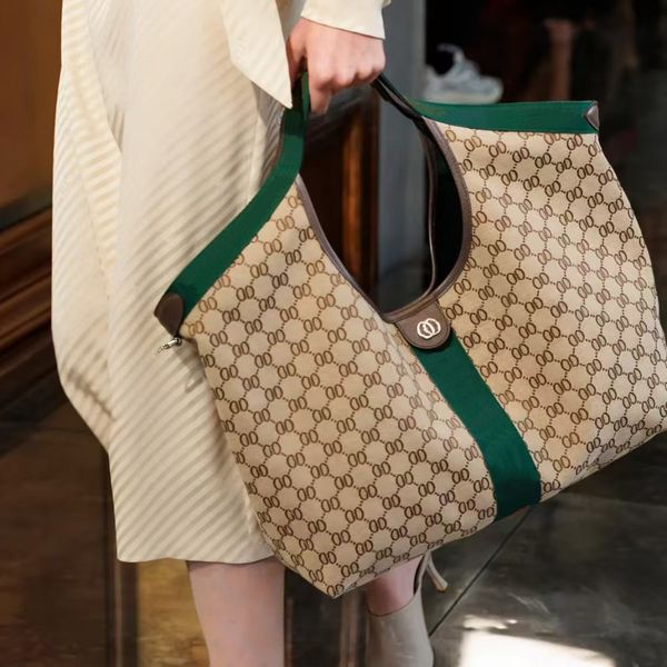 Designer Giolio Bag Large Luxury Bag Genuine Leather Top Quality Women Tote Bags Classic Letter Print Leather Outdoor Bag Multiple Colors For Travel Shoulder Bag, #23-small-16.5cm
Designer Giolio Bag Large Luxury Bag Genuine Leather Top Quality Women Tote Bags Classic Letter Print Leather Outdoor Bag Multiple Colors For Travel Shoulder Bag, #23-small-16.5cm