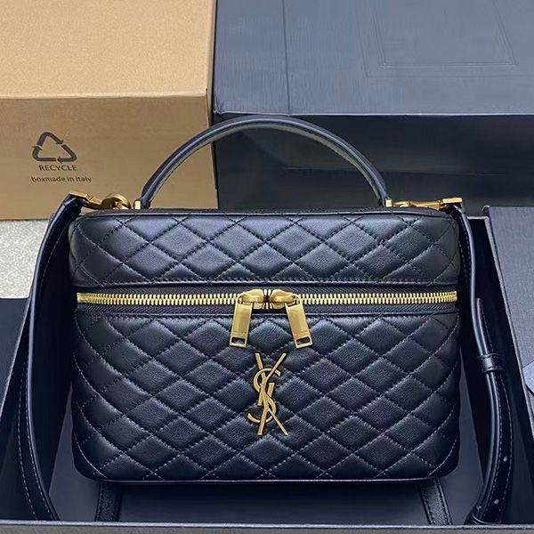 Designer bag Makeup bag le5a7 Luxury bag Crossbody bag envelope style wallet Metal chain Classic casual style Fashionable and popular shoulder bag Hobo Toto bag, Y-1
Designer bag Makeup bag le5a7 Luxury bag Crossbody bag envelope style wallet Metal chain Classic casual style Fashionable and popular shoulder bag Hobo Toto bag, Y-1