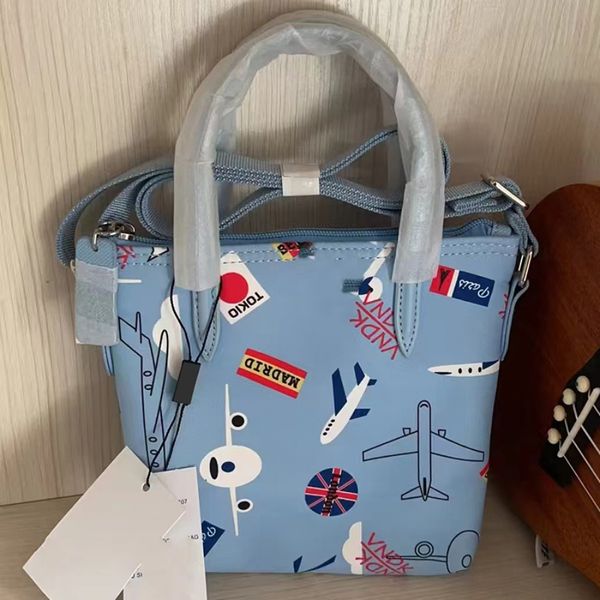 Shoulder Bags for Women Luxury Handbags Designer Famous Tote Women Messegner Crossbody Bag Female Casual Tote FS511-2, Deep blue
Shoulder Bags for Women Luxury Handbags Designer Famous Tote Women Messegner Crossbody Bag Female Casual Tote FS511-2, Deep blue