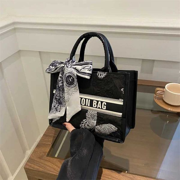 Chic Embroidered Letter Handbag Women Casual Fashionable Ve…
