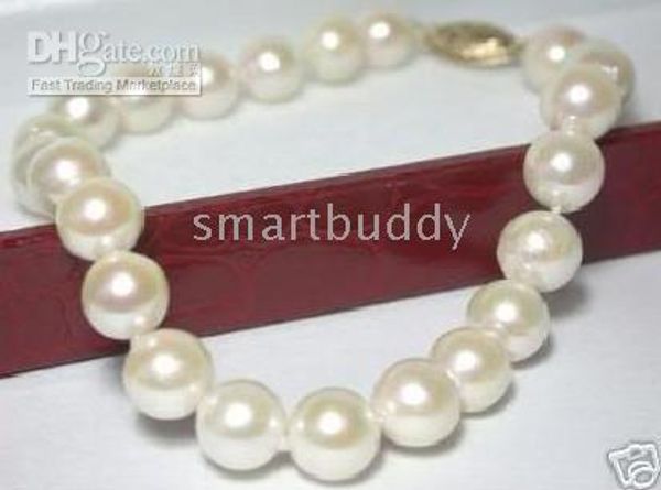9-10mm south sea white pearl bracelet 7.5 inches, Black 
9-10mm south sea white pearl bracelet 7.5 inches, Black