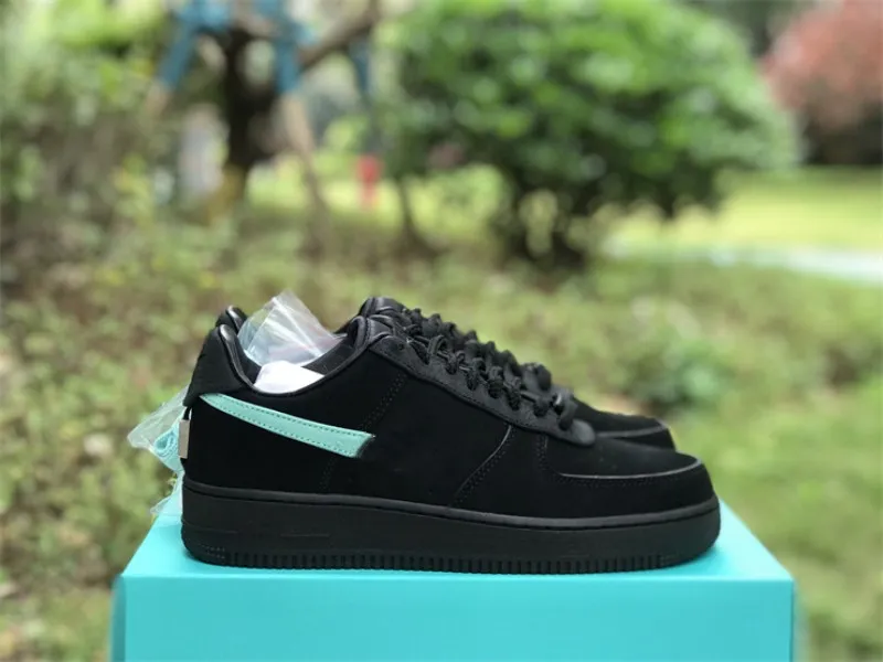 designer shoes 1 low 1837 black blue outdoor ballseketball shoes sneaker with original box
designer shoes 1 low 1837 black blue outdoor ballseketball shoes sneaker with original box