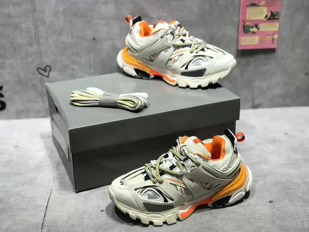 casual shoes good men women track 3 3.0 sneakers triple white black sandals gomma leather trainer nylon printed platform trainers tracks
casual shoes good men women track 3 3.0 sneakers triple white black sandals gomma leather trainer nylon printed platform trainers tracks