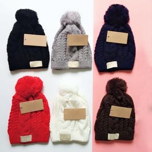 8 couleurs Fashion Tricoted Beanie Unisexe Design avec ball Rhombus Crochet Marque Femmes chaudes Coupages de crâne en gros