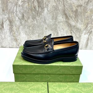 8Model Zapatos de cuero para hombres Zapatos de vestir de diseñador para hombres suaves y bajos Zapatos de charol de primera calidad para hombres de color sólido Zapatos de boda blancos lujosos Tamaño grande 45 111