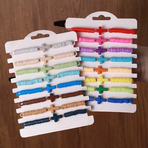 Ensemble de 8 bracelets croisés + carte en argile douce, bracelet à breloques d'amitié, surfeur religieux, perles Heishi, brins élastiques empilables, bijoux de plage Boho d'été, cadeaux pour hommes et femmes