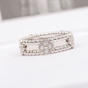 925 bague en argent chance fleur bijoux femmes anneaux trèfle à quatre feuilles anneaux mode plein diamant classique mans bijoux bague de fiançailles femmes fête de mariage en gros