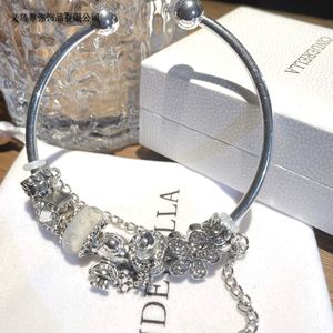 925 Perle de charme en argent sterling en forme de bracelets européens pour femmes bricolage blanc cinq pétales fleur billes carrées cristales bracele