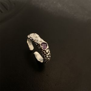 925 Sterling Silver Unique Texture Purple Diamond Love Ring Femme Niche Design Light Luxury Fashion Bijoux personnalisés