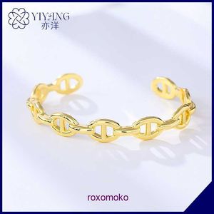 Un gros original H Home Designer Bracelets à vendre Yiyang Bijoux Mode japonaise et coréenne Nouveauté Créativité Nez de cochon Bracelet ouvert Femme Petit Fre avec Gi