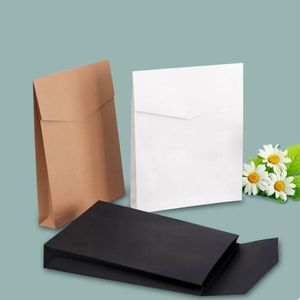 A4 Enveloppe Gift Paper Sacs T-shirt Vêtements Kraft Paper Box Kraft Black White Cardboard Packaging Bag