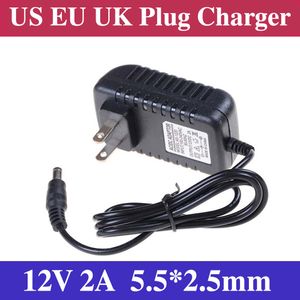 AC 100V-240V a DC 12V 2A 5.5mm x 2.5mm Convertidor de enchufe Cargador de pared Adaptador de fuente de alimentación UE EE. UU. Reino Unido enchufes