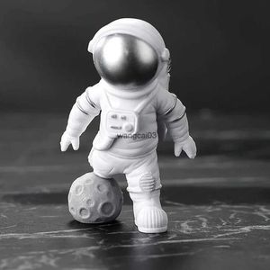 Acción Toy Figuras 4 PCS Astronauta Figura Estatua Figurina Spaceman Escultura Educativa Desktop de juguete Decoración del hogar Modelo de astronauta para niños Regalo